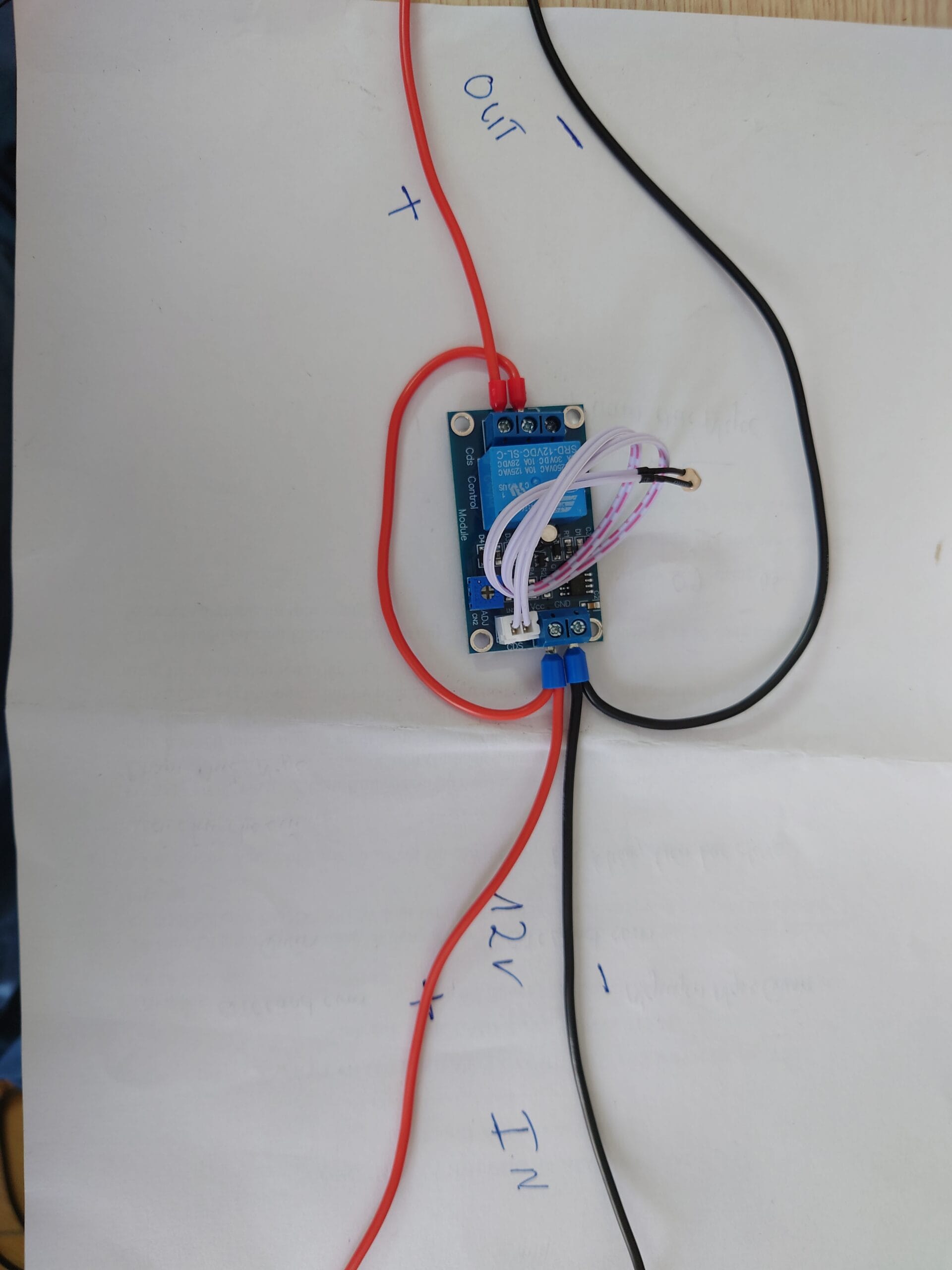 Công tắc cảm biến ánh sáng tự động bật-tắt đèn