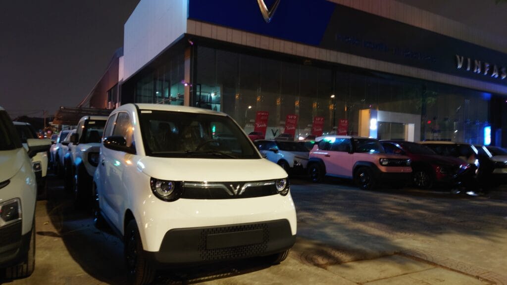 Mẫu xe điện Vinfast Minio Green đầu tiên có mặt tại Showroom tại Hải Phòng