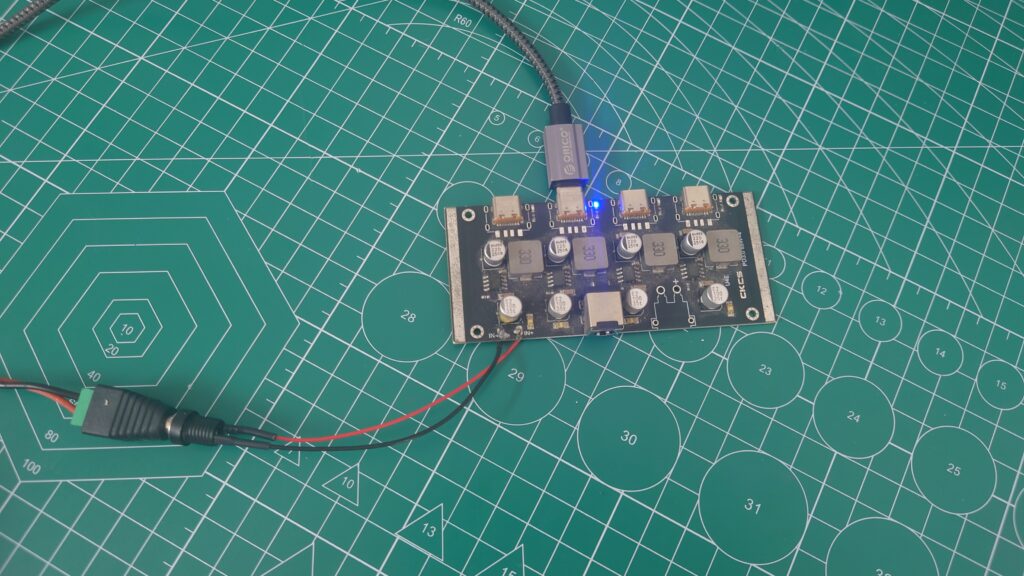 Kết nối đơn giản bộ chuyển nguồn 12V xuống 5v sạc điện thoại