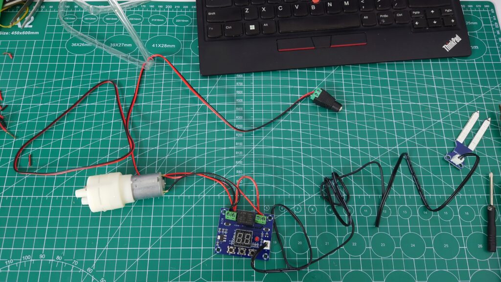 Lắp đặt hoàn chỉnh Combo bộ sản phẩm hệ thống tưới phun mưa tự động hoàn toàn có cảm biến độ ẩm