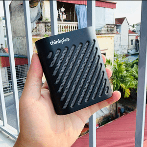 Cầm trên tay Lenovo ThinkPlus K23 rất chắc tay