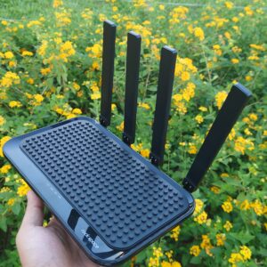 Bộ mở rộng sóng wifi WiFi Rock Space AC2100 RSD0614